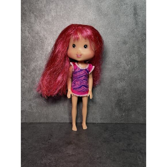2006 Vintage Strawberry Shortcake Doll - Picture 1 of 5